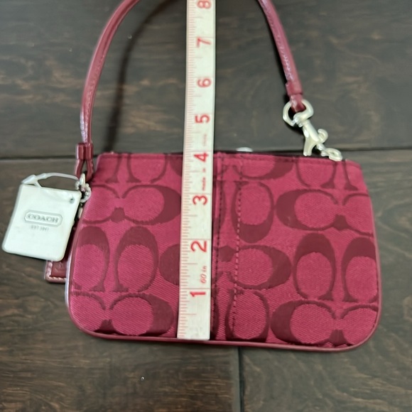 Coach monogram logo maroon wristlet - Picture 9 of 9